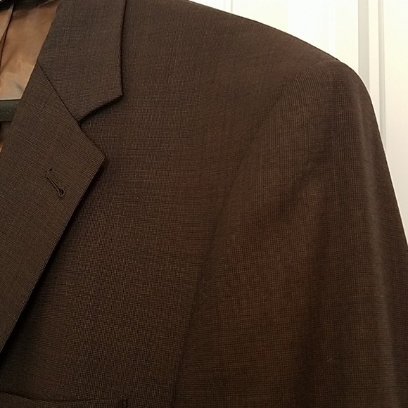 Jo's A. Banks Men's business suit
